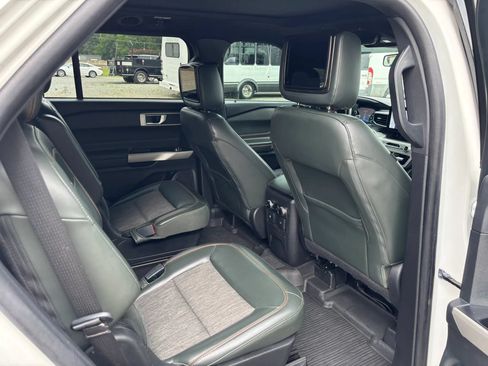 Used 2022 Ford Explorer Timberline AWD/4WD image 18