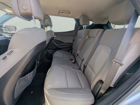 Used 2017 Hyundai Santa Fe Sport FWD image 11