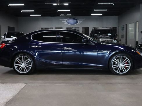 Used 2016 Maserati Ghibli S RWD image 6