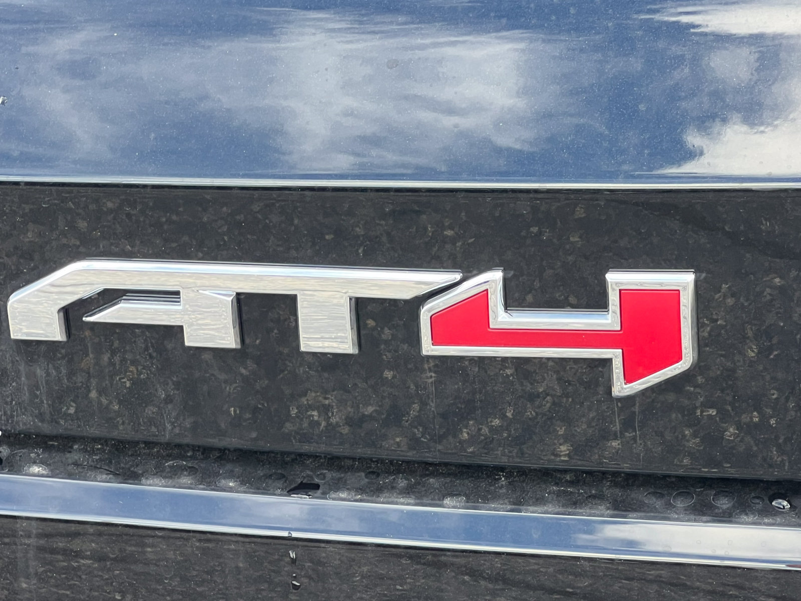 New 2027 GMC Terrain AT4 w/ Convenience Package III AWD/4WD image 2