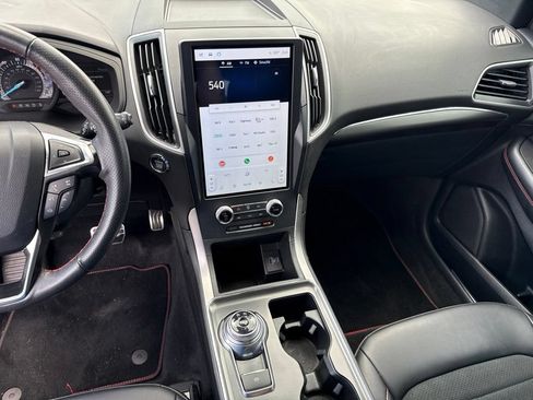 Used 2024 Ford Edge ST-Line AWD/4WD image 8