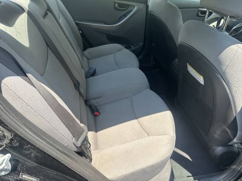 Used 2013 Hyundai Elantra GLS w/ Preferred Pkg FWD image 12