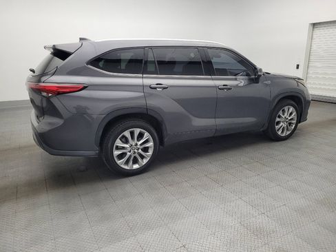 Used 2020 Toyota Highlander Limited image 10
