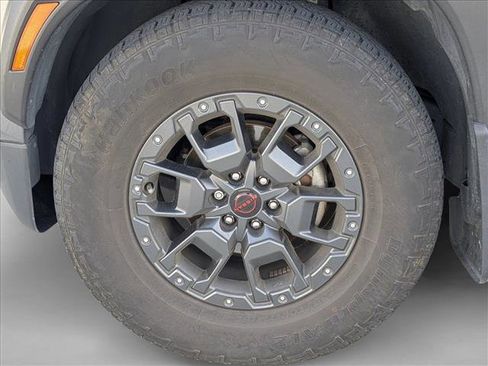 Used 2023 Nissan Frontier Pro-X w/ Pro-X Premium Package image 10