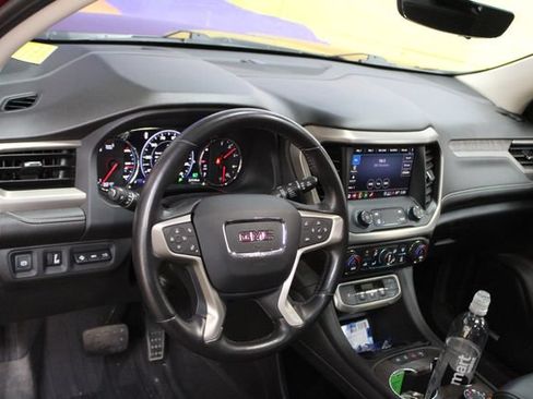 Used 2021 GMC Acadia Denali w/ GMC Pro Grade Package AWD/4WD image 14