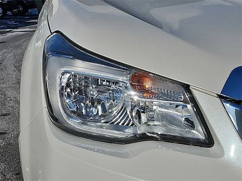 Used 2018 Subaru Forester 2.5i Premium image 9