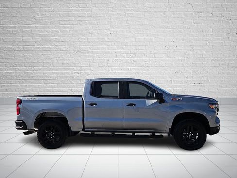 Used 2025 Chevrolet Silverado 1500 Custom Trail Boss w/ Turbomax Blackout Package AWD/4WD image 5