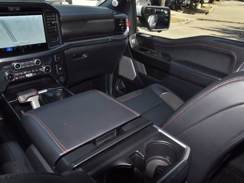 Used 2025 Ford F150 Raptor AWD/4WD image 17