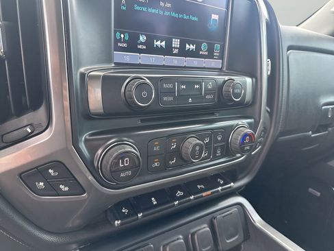 Used 2017 Chevrolet Silverado 1500 LTZ Z71 w/ LTZ Plus Package image 35