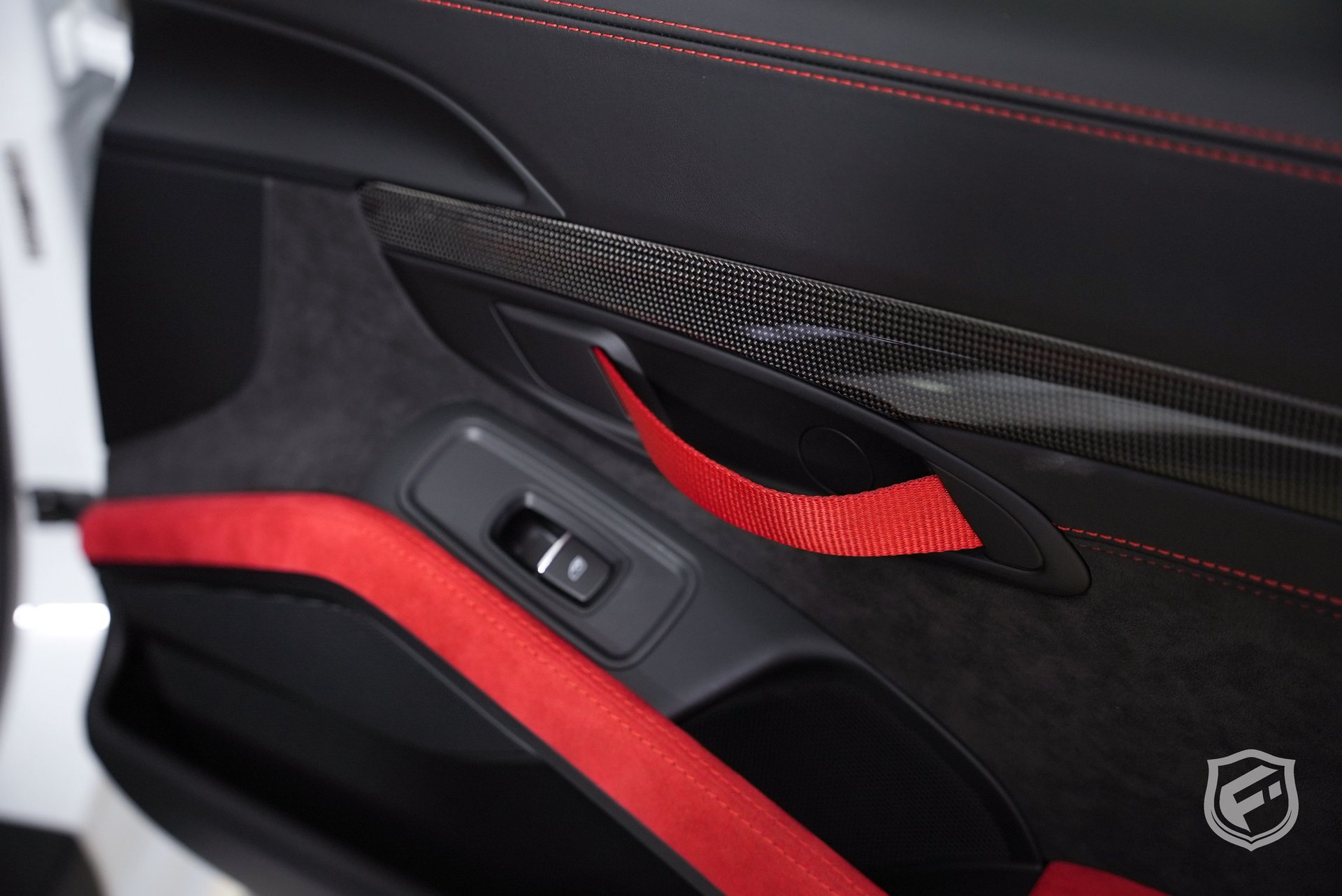 Used 2018 Porsche 911 GT2 RS RWD image 38