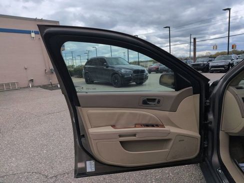 Used 2006 Cadillac STS w/ Preferred Equipment Group AWD/4WD image 19
