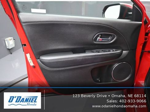 Used 2020 Honda HR-V Touring image 23