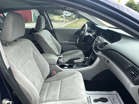 Used 2014 Honda Accord EX image 18