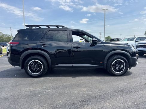 Used 2024 Nissan Pathfinder Rock Creek image 7