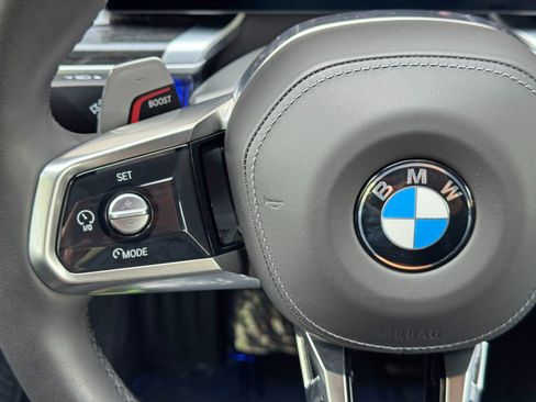 Used 2026 BMW 740i w/ Premium Package RWD image 22
