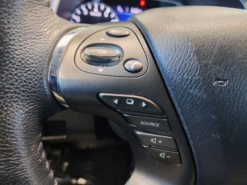 Used 2023 Nissan Murano SV image 19