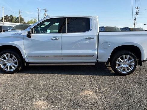 New 2026 Chevrolet Silverado 1500 High Country image 8