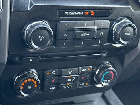 Used 2016 Ford F150 XLT w/ Equipment Group 302A Luxury AWD/4WD image 23