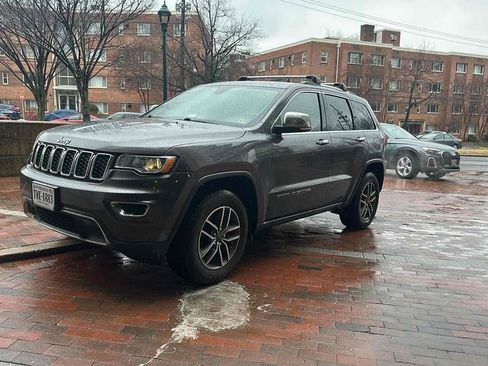 Used 2019 Jeep Grand Cherokee Limited image 7