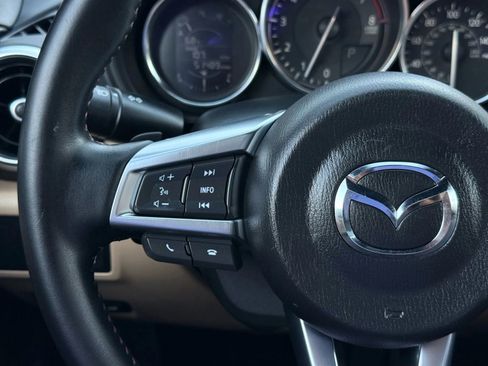 Used 2016 MAZDA MX-5 Miata Grand Touring image 37