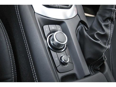Used 2024 MAZDA MX-5 Miata RF Grand Touring RWD image 20