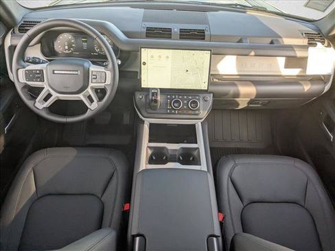 Used 2026 Land Rover Defender 110 S AWD/4WD image 15
