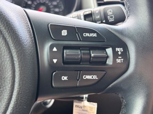 Used 2017 Kia Sorento AWD w/ LX Convenience Package image 19