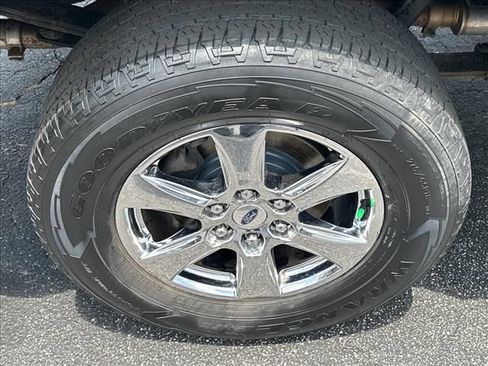 Used 2019 Ford F150 XLT w/ Equipment Group 302A Luxury AWD/4WD image 31