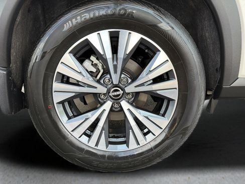 Certified 2023 Nissan Rogue SV AWD/4WD image 13