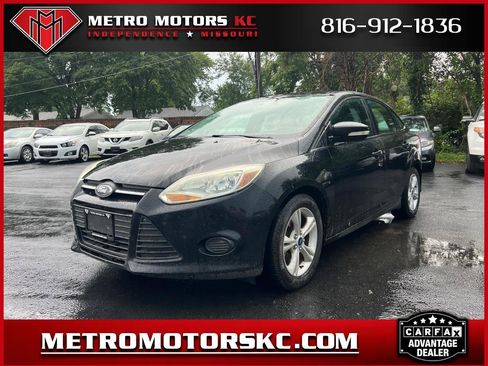 Used 2014 Ford Focus SE FWD image 1