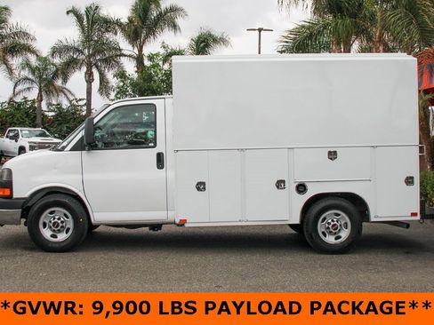 Used 2012 GMC Savana 3500 image 5
