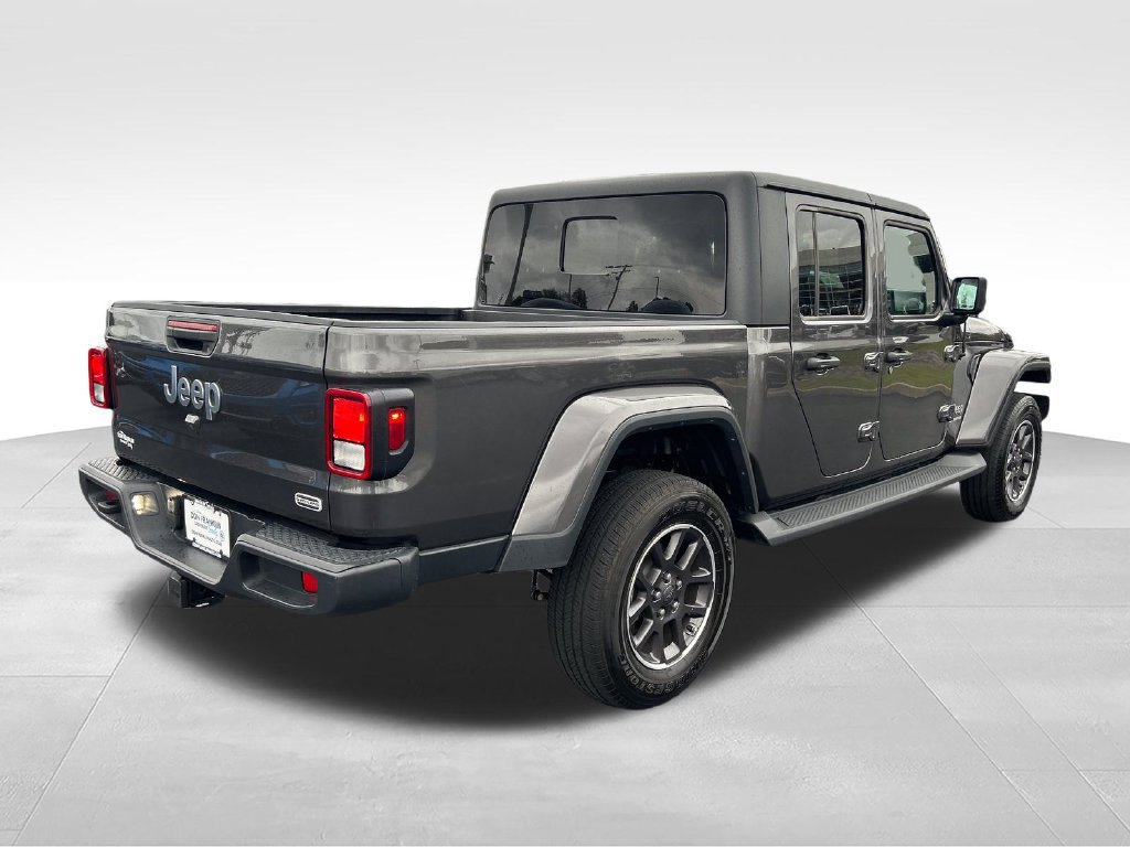 Used 2022 Jeep Gladiator Overland w/ Cold Weather Group AWD/4WD image 5