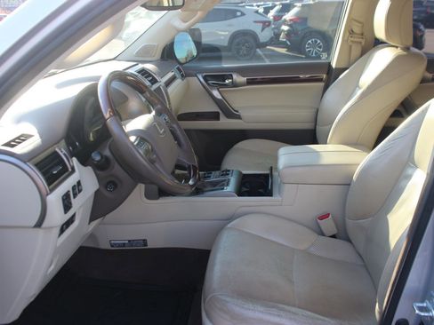 Used 2016 Lexus GX 460 Luxury image 15