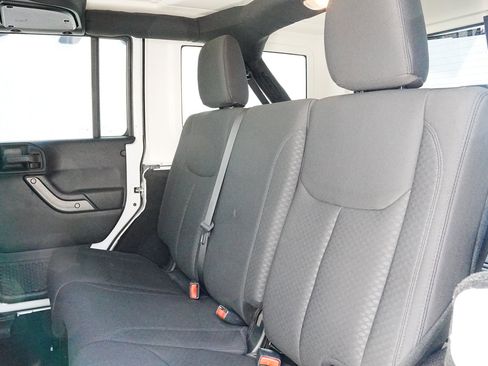 Used 2017 Jeep Wrangler Unlimited Sport w/ Quick Order Package 24S image 12