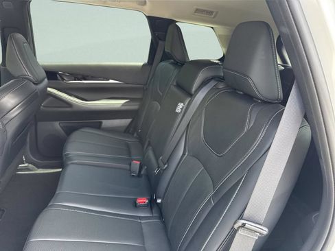 Used 2023 INFINITI QX60 Pure FWD image 26