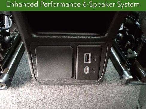 Certified 2024 Buick Encore GX Preferred FWD image 21