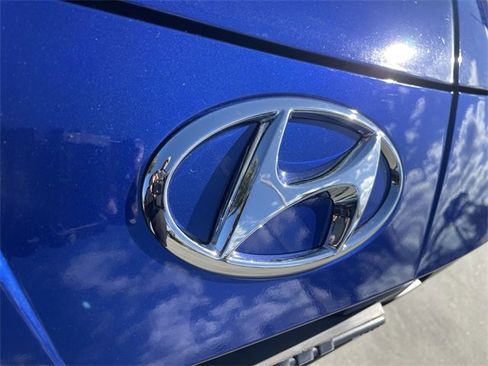 Used 2021 Hyundai Elantra SEL w/ Cargo Package image 29