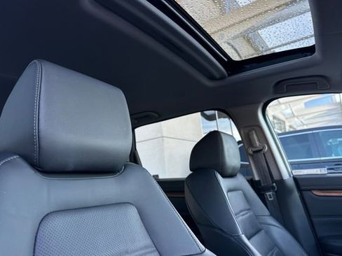 Certified 2022 Honda CR-V Touring image 19