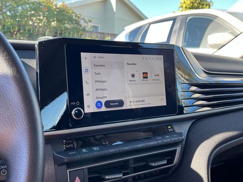 Used 2025 Toyota Camry LE image 21