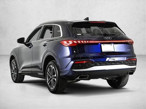 New 2025 Audi Q5 Premium image 8