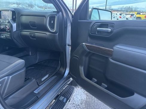 Used 2021 GMC Sierra 1500 SLE image 19