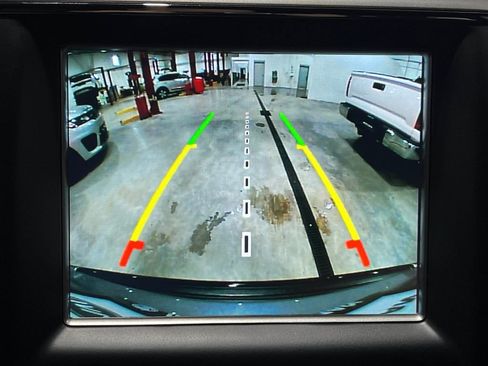 Used 2018 Jeep Grand Cherokee Altitude image 13