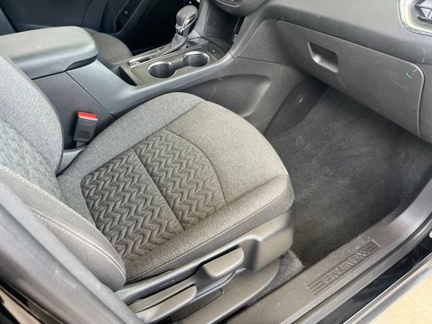 Used 2024 Chevrolet Equinox LT FWD image 21