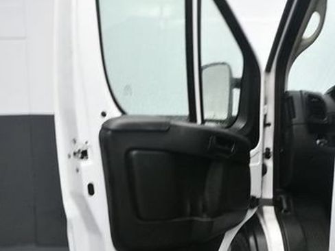 Used 2023 RAM ProMaster 2500 FWD image 13