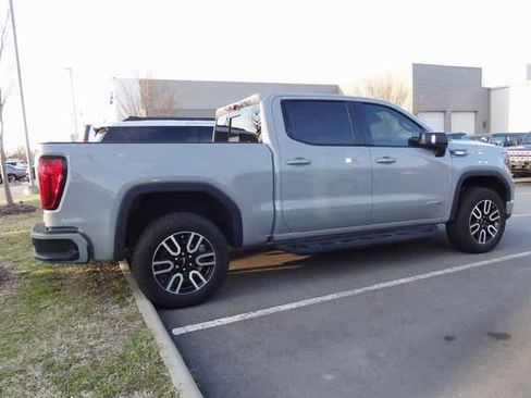 Used 2024 GMC Sierra 1500 AT4 image 5