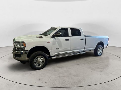 Used 2021 RAM 2500 Tradesman w/ Chrome Appearance Group AWD/4WD image 3