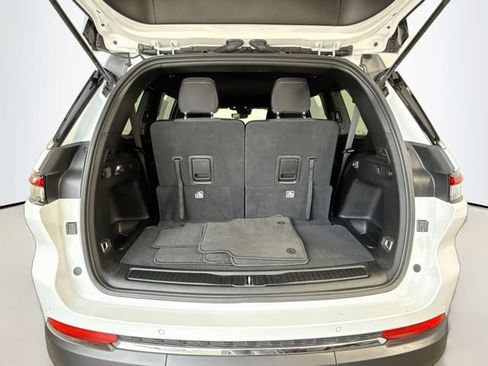 Used 2024 Jeep Grand Cherokee L Laredo AWD/4WD image 23