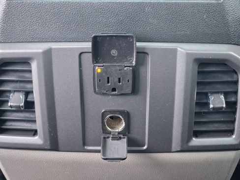 Used 2016 Ford F150 XLT w/ Equipment Group 302A Luxury image 20