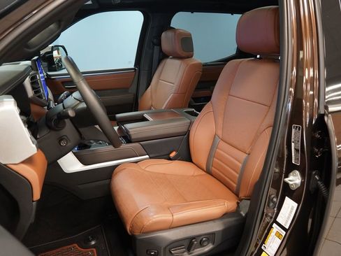 Used 2023 Toyota Tundra 1794 Edition w/ Advanced Package AWD/4WD image 3