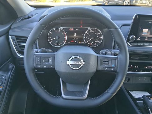 New 2026 Nissan Rogue SV image 8